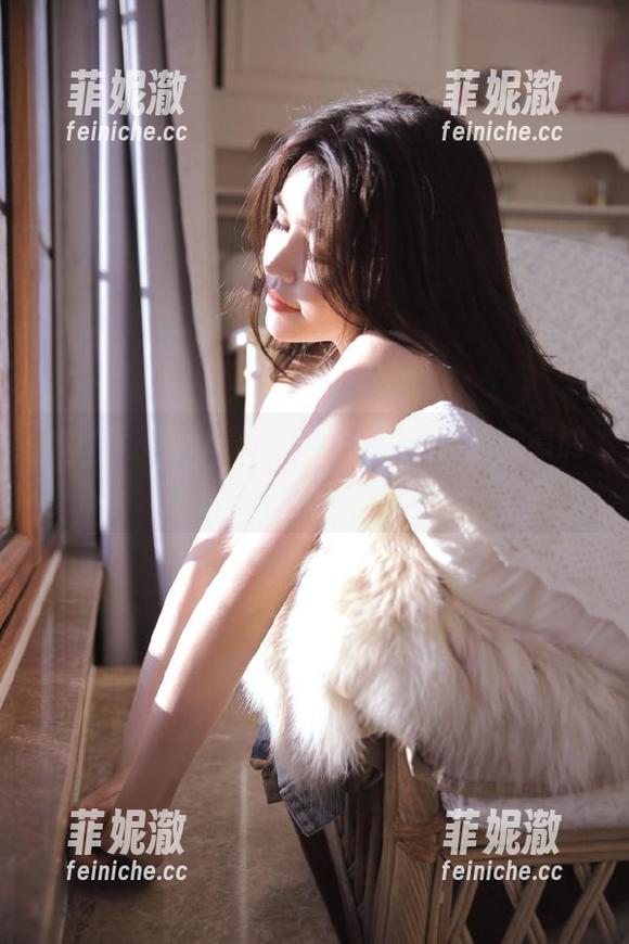 MiMi Chan MiMi Chan美脚写真,展现前所未有的美图作品之旅!